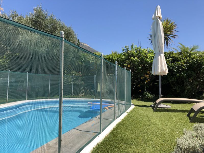 Mesh Pool Safety Fence Example 3